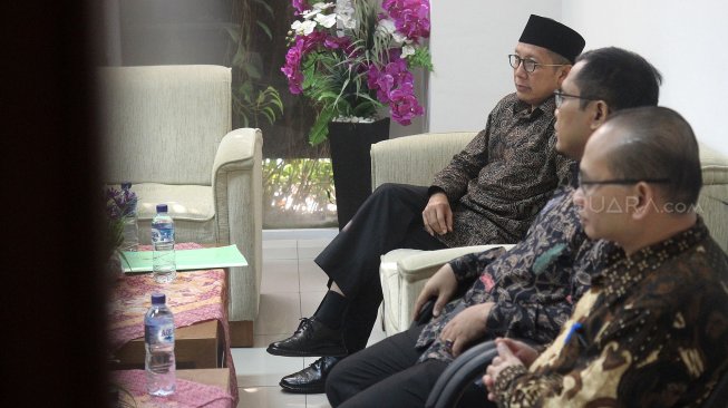 Menteri Agama Lukman Hakim Saifuddin saat tiba di Pengadilan Tindak Pidana Korupsi (Tipikor), Jakarta, Rabu (26/6). [Suara.com/Arief Hermawan P]