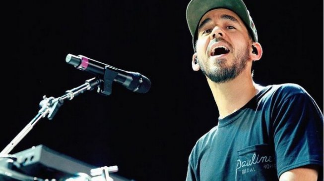 Tim Linkin Park Turun Tangan saat Mike Shinoda Konser di 