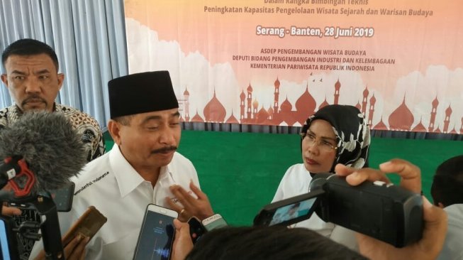 Menpar Sebut Makam Buyut Ma'ruf Amin Berpotensi Jadi Lokasi Wisata Religi