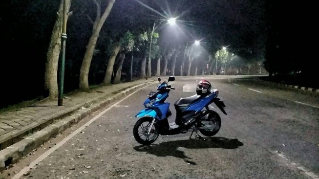 Pengendara motor yang diperiksa Polisi. (Facebook/Yoseph Ilham)