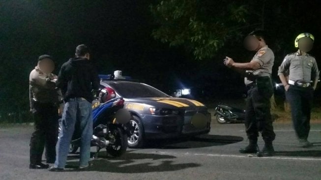 Deg-degan Didatangi Polisi Tengah Malam, Ini Pentingnya Dokumen Kendaraan