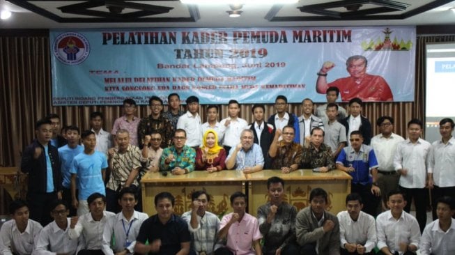 Menpora Buka Pelatihan Kader Pemuda Maritim 2019 di Lampung