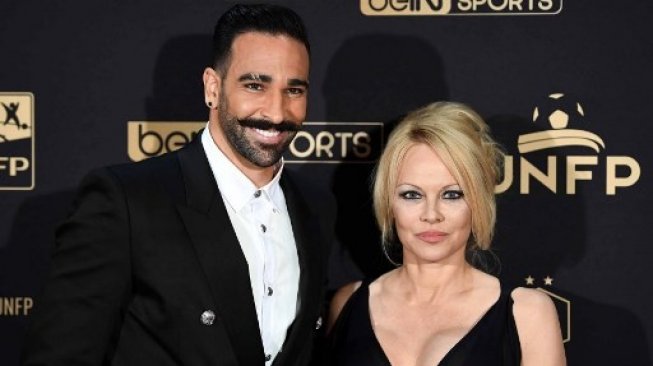 Kuat Banget, Eks AC Milan Ini Bercinta 12 Kali dalam Semalam dengan Pamela Anderson