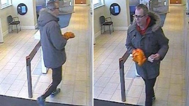 Seorang Pria Berhasil Rampok Bank Setelah Ancam Teller dengan Pisang