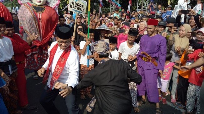 Anies dan Bima Arya Terlibat 'Baku Hantam' di Bogor, Ada Apa?