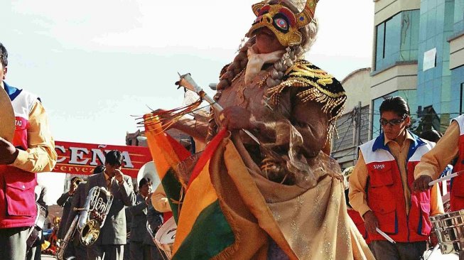 Carnival de Oruro, Bolivia (Wikimedia Commons)