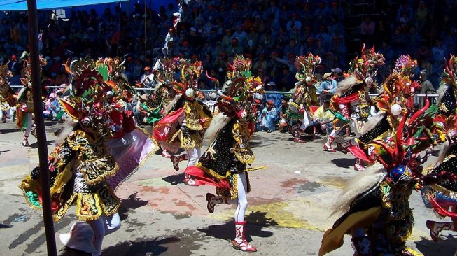 Carnival de Oruro, Bolivia (Wikimedia Commons)