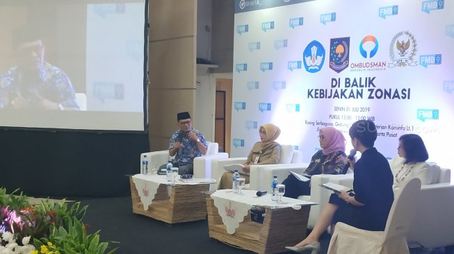 Ombudsman: Masyarakat Harus Diberi Pemahaman, Sekolah Tak Harus di Negeri