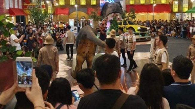 Event "Dinosaurs City Invasion" yang berlangsung mulai tanggal 28 Juni hingga 28 Juli 2019 di PIK Avenue Mall. (Dok PIK Avenue Mall)