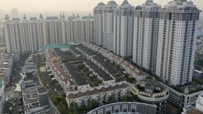 Suasana perumahan "The Villas" yang berada di atas Mal Of Indonesia (MOI), kawasan Kelapa Gading, Jakarta, Selasa (2/7). [ANTARA FOTO/Nova Wahyudi]