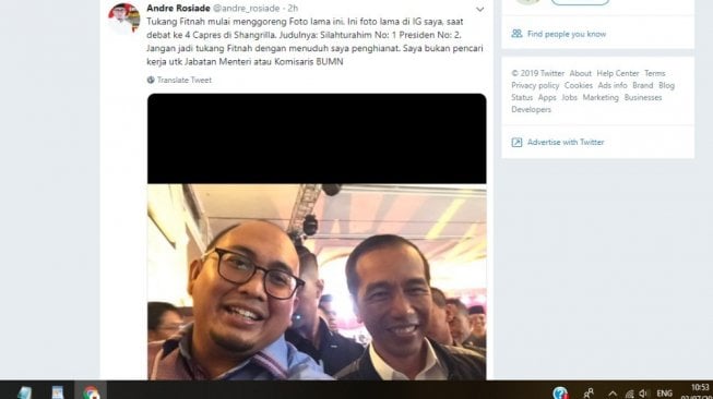 Politikus Partai Gerindra Andre Rosiade meluruskan terkait beredarnya foto yang memperlihatkan dirinya bersama Presiden RI Joko Widodo (Jokowi). (