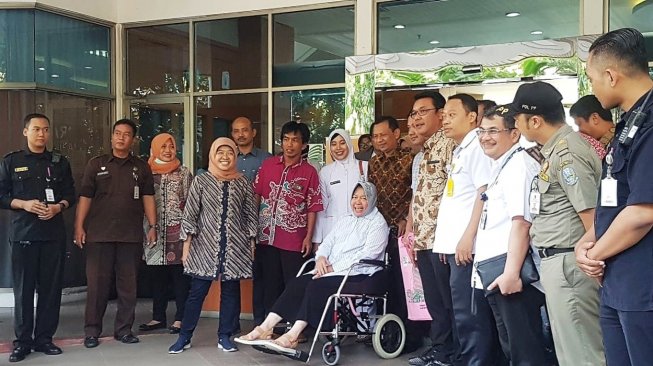 Belum Sehat 100 Persen, Wali Kota Surabaya Risma Harus Bolak Balik ke RS