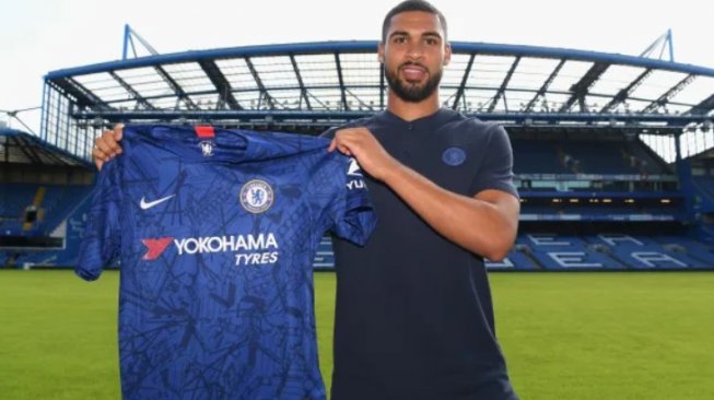 Ruben Loftus-Cheek Resmi Teken Kontrak Baru di Chelsea hingga 2024