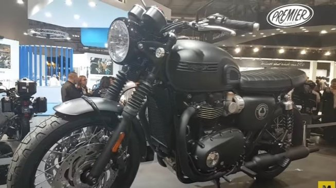 Triumph Bonneville T120 Ace [YouTube: OmniMoto.it].