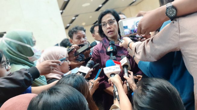 Sri Mulyani Tepok Jidat Lihat Sistem Logistik Nasional