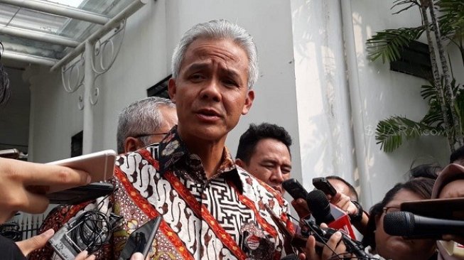 Berpose di Rumah Akar, Ganjar Pranowo Puji Kota Lama Semarang Bak Eropa