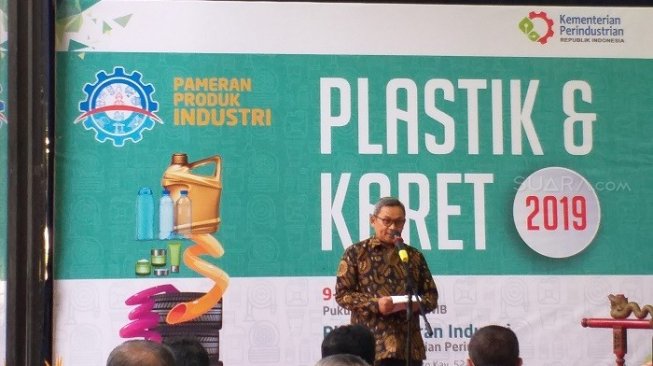 Kemenperin Genjot Daya Saing Industri Karet dan Plastik Lokal