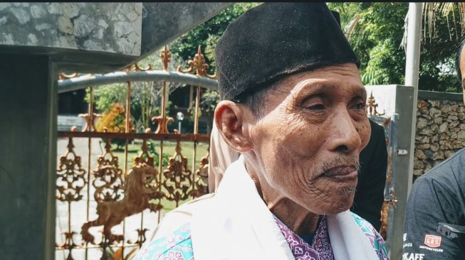 Rajin Jalan Kaki, Kakek 94 Tahun asal Bali Siap Tunaikan Haji