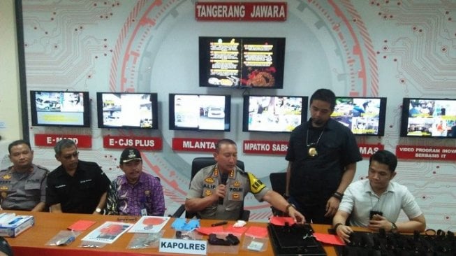 Kiriman Uang Keluarga Jadi Modal Bandit Asal Malaysia Rampok Emas di Banten