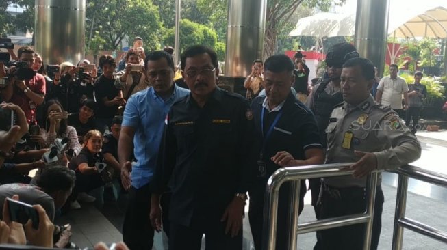 Selain Gratifikasi, Nurdin Basirun Didakwa Terima Suap Puluhan Juta