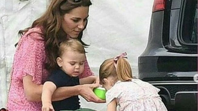 Kate Middleton dan anak-anak. (@lamiscorner/instagram)
