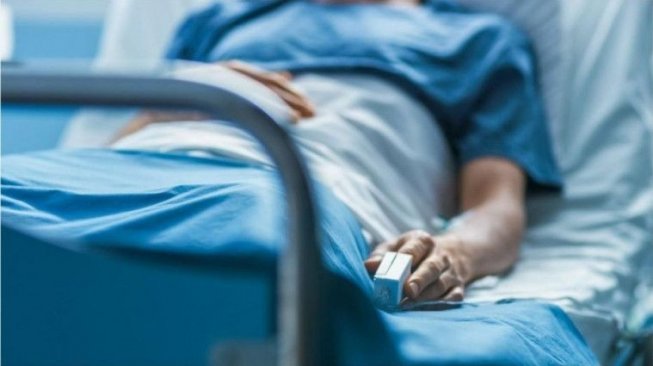 Dinyatakan Meninggal oleh Dokter, Pria Ini Tiba-tiba Bangun Pemakamannya