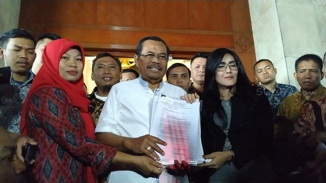 Jaksa Agung RI HM Prasetyo meminta korban kekerasan seksual Baiq Nuril tak perlu khawatir akan dieksekusi atas putusan Mahkamah Agung (MA). (Suara.com/M. Yasir)