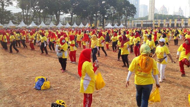 Tropicana Slim menggelar Aksi #BeatDiabetes di Jakarta, Minggu, (14/7/2019). [Suara.com/Risna Halidi]