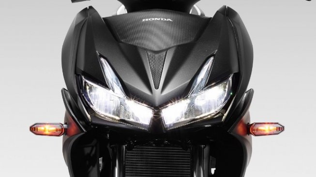 Lampu Pindah ke Bodi, Supra GTR 150 Makin Kekar dan Berisi?