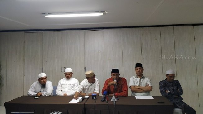 Katai Ijtimak Ulama Pecundang, GNPF Sebut Permadi Arya Sampah Masyarakat