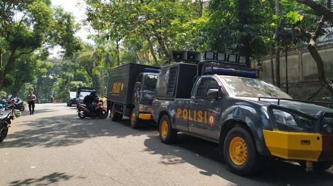 Antisipasi Aksi Massa, Polisi Jaga Ketat Kediaman Prabowo