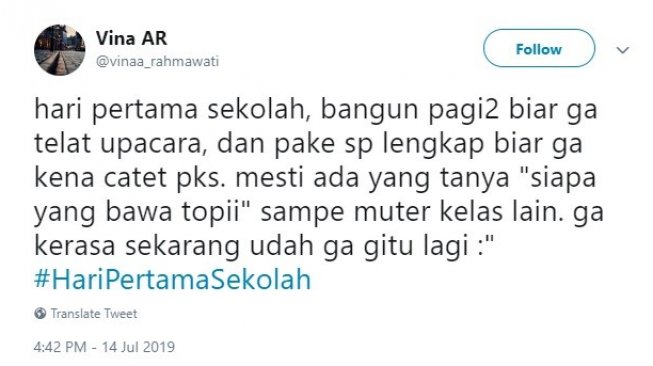 Cuitan warganet seputar #HariPertamaSekolah. [Twitter]