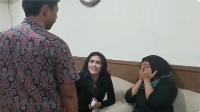 Bak Prank, Momen Baiq Nuril Tahu Jokowi Kabulkan Amnestinya