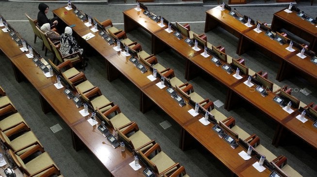 Suasana rapat Paripurna ke-22 masa persidangan V Tahun 2018-2019 di Gedung Nusantara II, Kompleks Perlemen, Jakarta Selasa (16/7). [Suara.com/Arief Hermawan P]