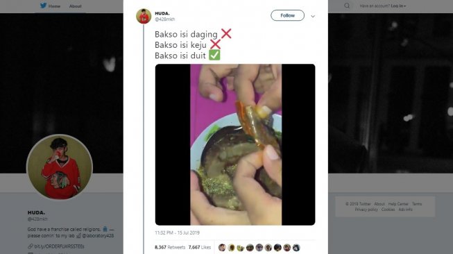 Wow! Bukan Isi Telur atau Keju, Bakso Ini Berisi Uang