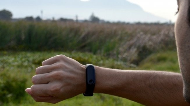 Ilustrasi fitness tracker alias alat pelacak kebugaran. (Unsplash)