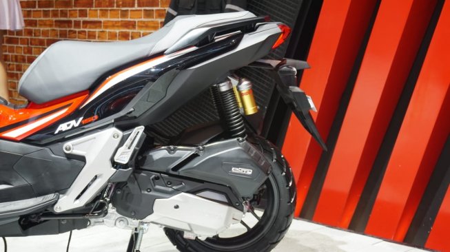 Honda ADV 150 diluncurkan dalam pameran GIIAS 2019 di ICE, Tangerang, Banten, Kamis (18/7/2019). [Suara.com/Manuel Jeghesta Nainggolan]