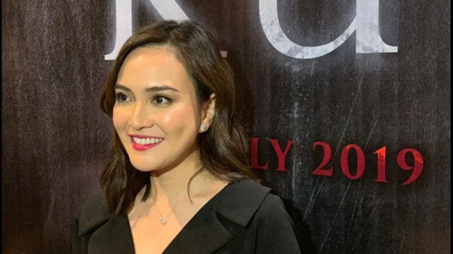 Shandy Aulia di gala premier film Kutuk di kawasan Cikini, Jakarta Pusat, Kamis (18/7/2019). [Yuliani/Suara.com]