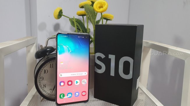 Samsung Galaxy S10. [Suara.com/Lintang Siltya Utami]