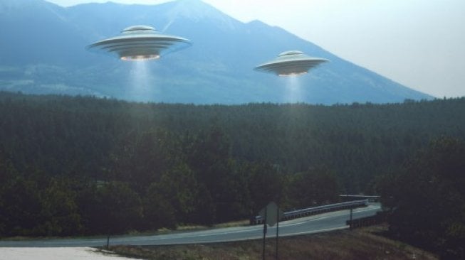 Ilustrasi piring terbang atau UFO. [Shutterstock]
