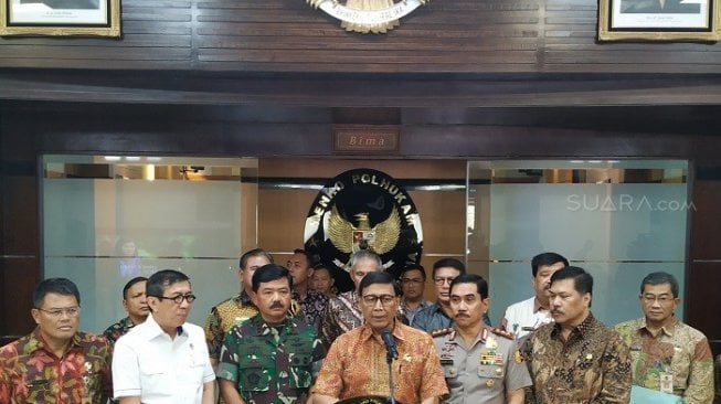 Wiranto Tegaskan Tak Ada Penangguhan Penahanan untuk Kivlan Zen