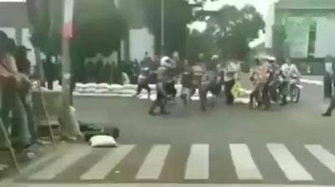 Bersenggolan di Lintasan, Road Race Purbalingga Diwarnai Baku Hantam