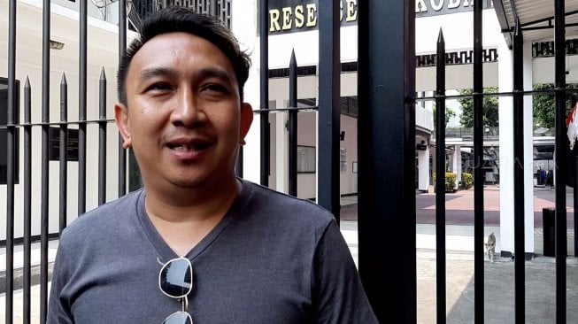 Usaha Kulinernya Terdampak Corona, Augie Fantinus : Wah Ancur-ancuran!