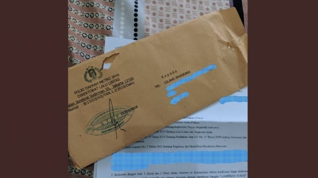 Komika Gilang Bhaskara Dapat Surat dari Polisi, Isinya Bikin Nyesek