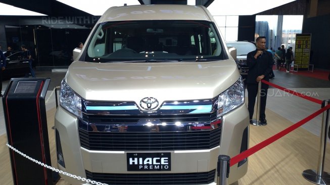 Toyota Lengkapi Line up HiAce Sasar Sektor Pariwisata