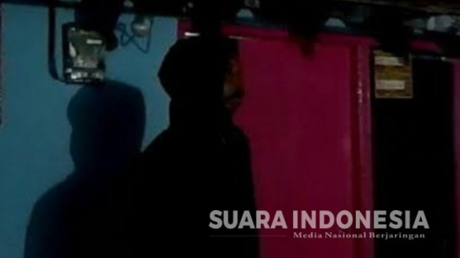 Rumah Korban Asusila Anak Anggota DPRD Bekasi 'Diteror' OTK Pukul 02.00 WIB