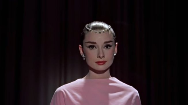 Audrey Hepburn. (YouTube/MsMojo)