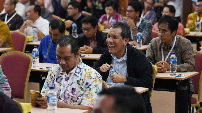 Suasana tes psikologi seleksi calon pimpinan KPK, di Pusdiklat Kementerian Sekretariat Negara, Cilandak, Jakarta, Minggu (28/7). [ANTARA FOTO/Wahyu Putro]