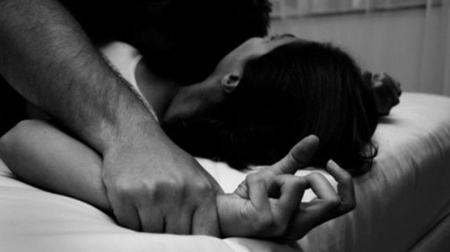 Oknum Guru Honorer Lakukan Pelecehan Seksual Kepada Turis Asing