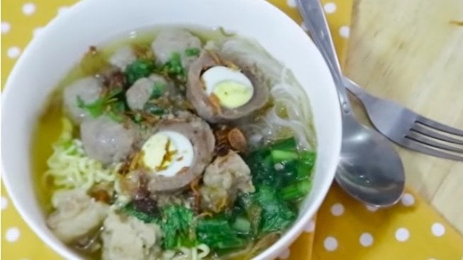 Cobain Resep Bakso Isi Telur  Puyuh Ini Moms Tiap 